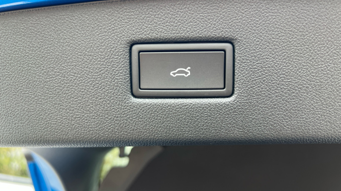 Ford Capri 210kW Premium 79kWh 5dr Auto Electric Estate - Image 39